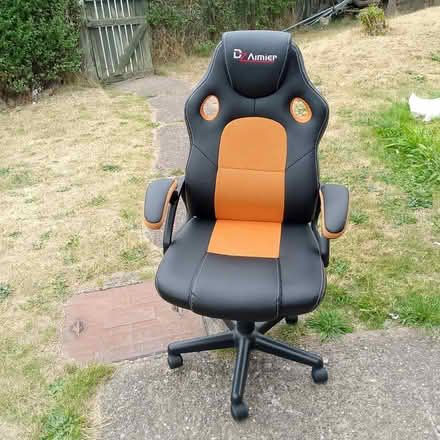 Photo of free Gaming chair (Arnold NG5) #1