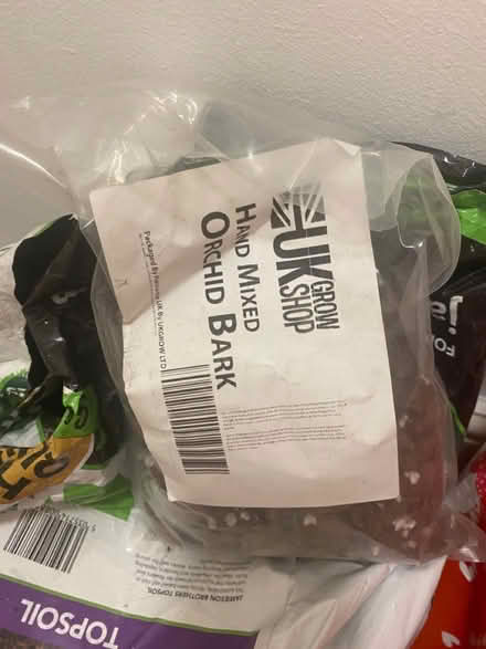 Photo of free Top soil and orchid bark (E1 5pt) #2