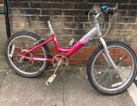 Photo of free Girls bikes (Bow E3) #4