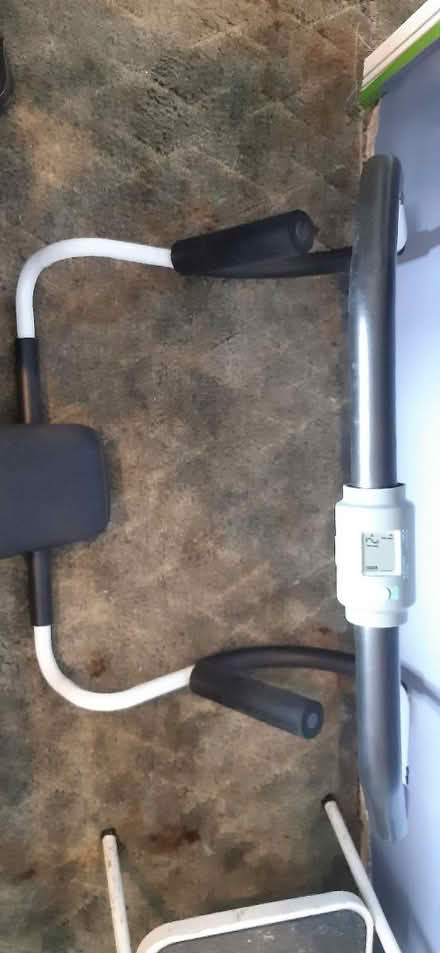 Photo of free Sit-up exerciser (HP21 Aylesbury) #1
