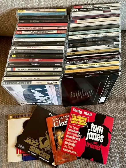 Photo of free CDs (Pitsea SS13) #1