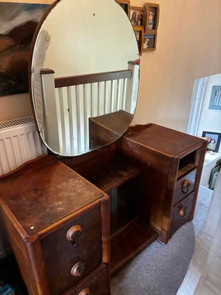Photo of free Vanity table with mirror and stool (Elan Village LD6) #2
