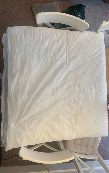 Photo of free Duvet and pillows (Balham SW12) #1