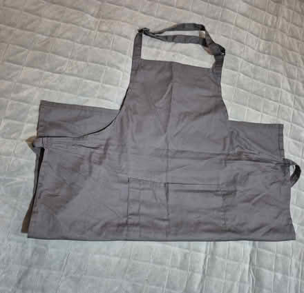 Photo of free Craft apron (Longton PR45) #2