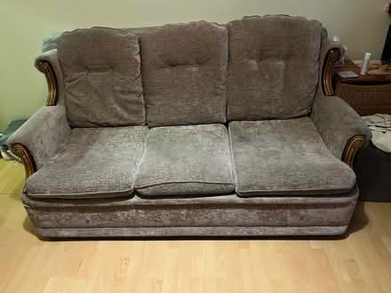 Photo of free 3 seater sofa (Dunstable LU6) #2