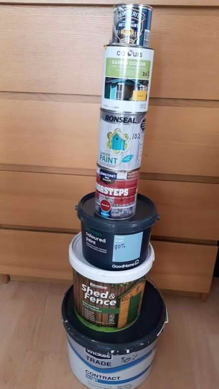 Photo of free Assorted paints (CR7 Thornton Heath) #1