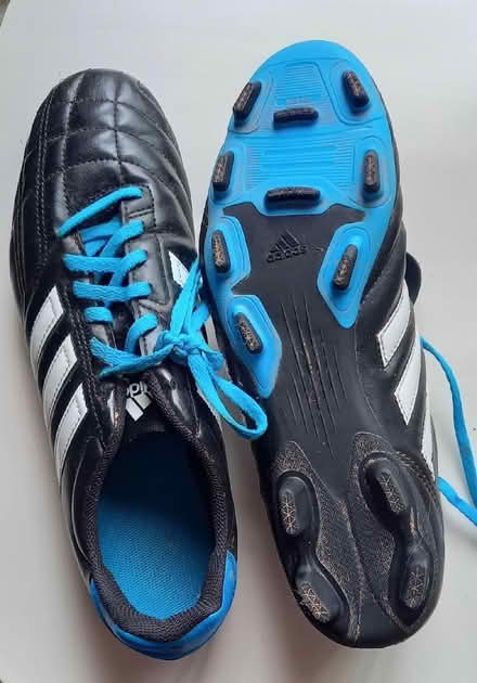 Photo of free UK size 10 football boots (Harrogate HG2) #2
