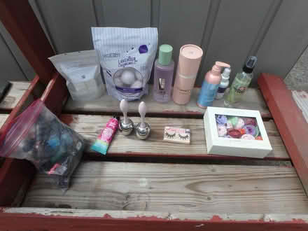 Photo of free Bath and Beauty Stuff (Interbay/Queen Anne) #1