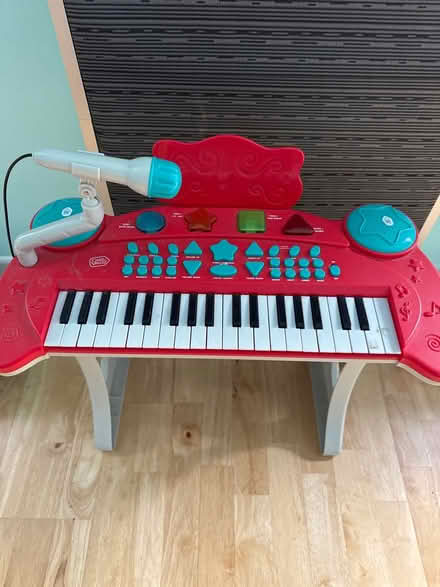 Photo of free Toy keyboard (Headington OX3) #1