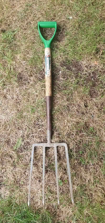Photo of free Garden fork (Warden Hill) #1