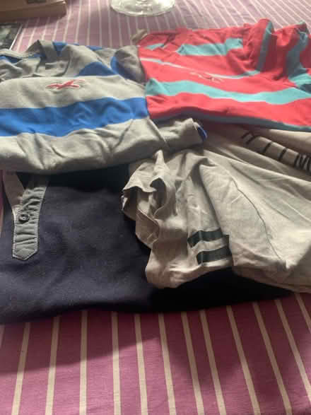 Photo of free 4 men’s/boys T shirts (Southend on sea SS1) #1
