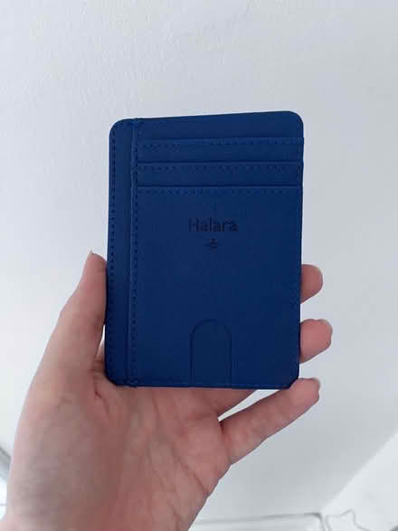 Photo of free Card holder wallet (Leatherhead KT22) #1