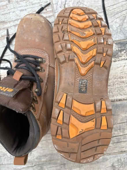 Photo of free Steel toe capped safety boots (Scarborough YO12) #3