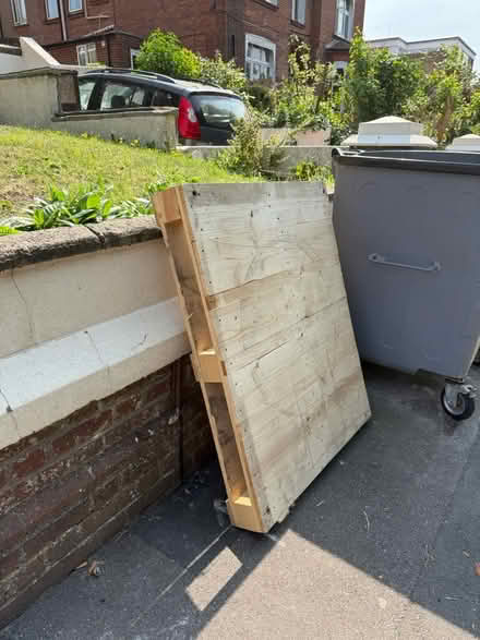 Photo of free Pallet brand new (Preston Park) #1