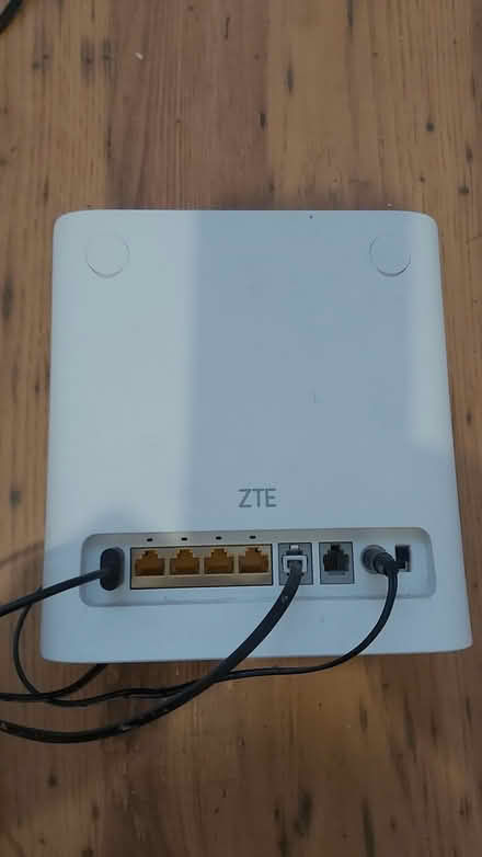 Photo of free 3G ZTE 4G Wireless router (Dallow LU1) #2