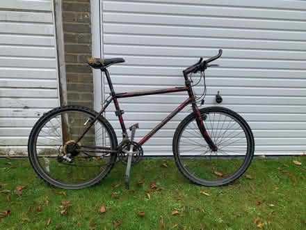 Photo of free Vintage steel diamondbacks bike (Crouch End N8) #4
