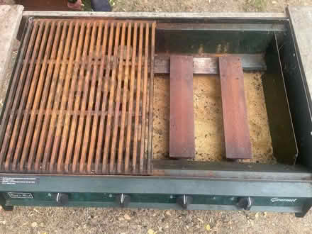 Photo of free Old gas BBQ for renovation project (Shepperton TW17) #3