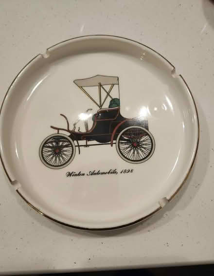 Photo of free Vintage Ashtray (Ambler) #1