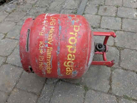 Photo of free Propane gas cylinder (Kingswood) #3