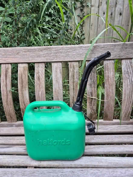 Photo of free Halfords 5L Unleaded Petrol Can (Headington OX3) #2