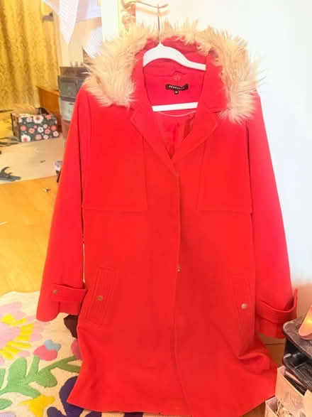Photo of free Women’s coats (SE1) #2