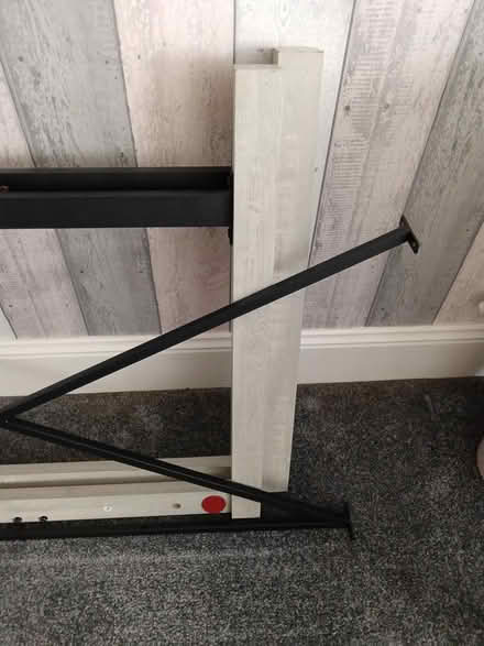 Photo of free Dining table (Waterlooville PO7 5XL) #3