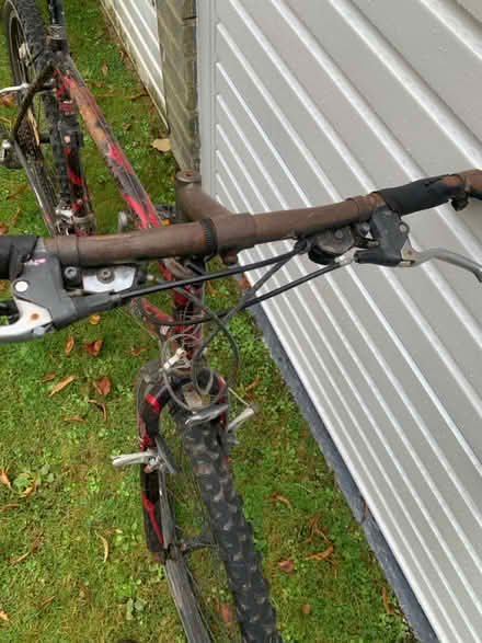 Photo of free Vintage steel diamondbacks bike (Crouch End N8) #1