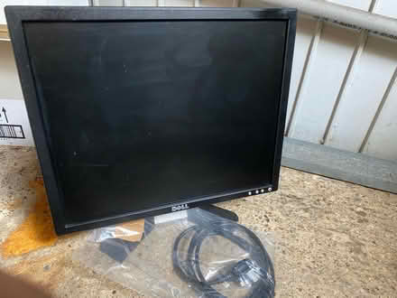 Photo of free Dell monitor - not working properly (Ware SG12) #1