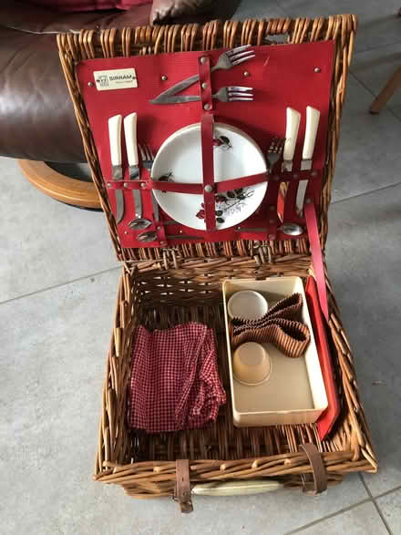 Photo of free Picnic set (Florence Park OX4) #4