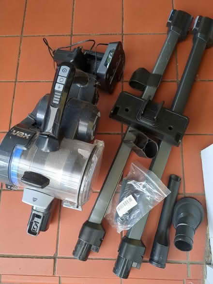 Photo of free Vax accessories (Leicester Forest East LE3) #2