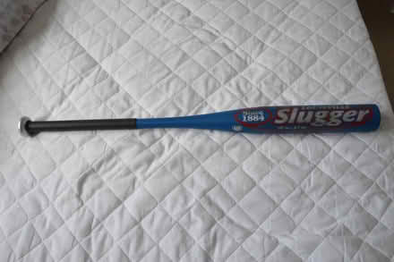 Photo of free Baseball bat (Beaconsfield HP9) #1