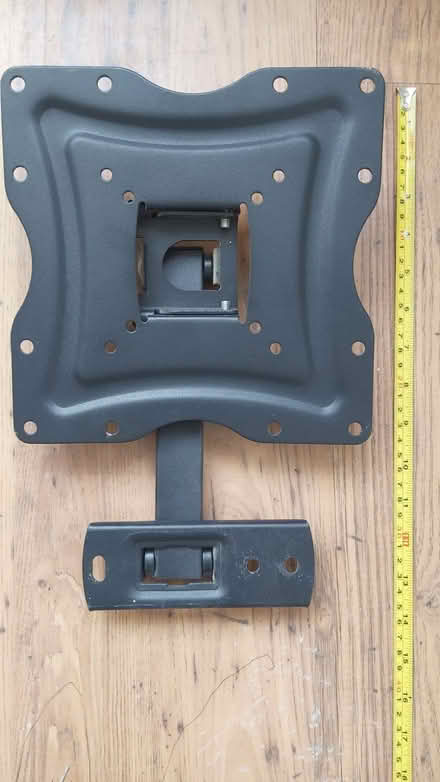 Photo of free TV Monitor Mount Stand Perlesmith (Dallow LU1) #1