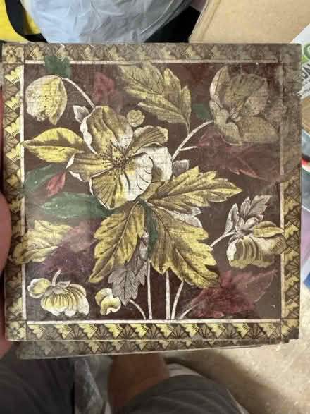 Photo of free Victorian fireplace tiles (Battersea, SW11) #1