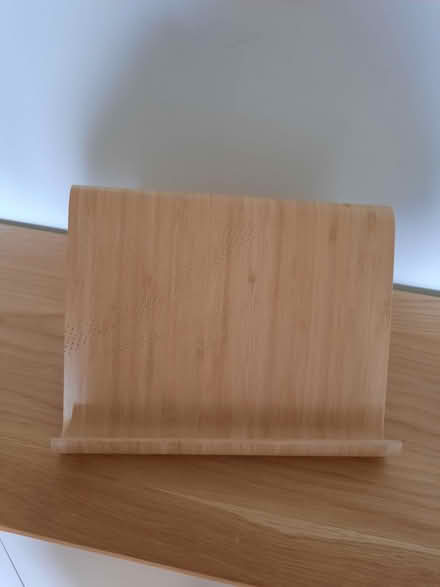 Photo of free Kitchen recipe book or tablet stand Bamboo (Craigleith EH4) #1