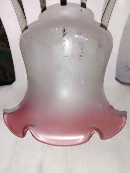 Photo of free Glass light shade, fluted (Bucknell SY7) #1