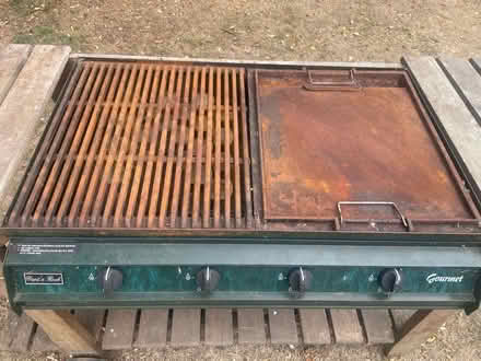 Photo of free Old gas BBQ for renovation project (Shepperton TW17) #4