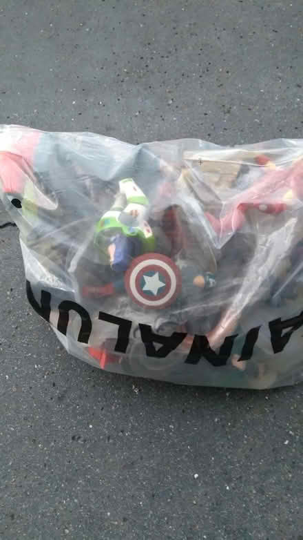 Photo of free Infinity Game pieces (Alexandra Park N22) #1