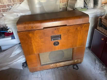 Photo of free RADIOGRAM (circa 1950s) (Blackpool FY3) #1