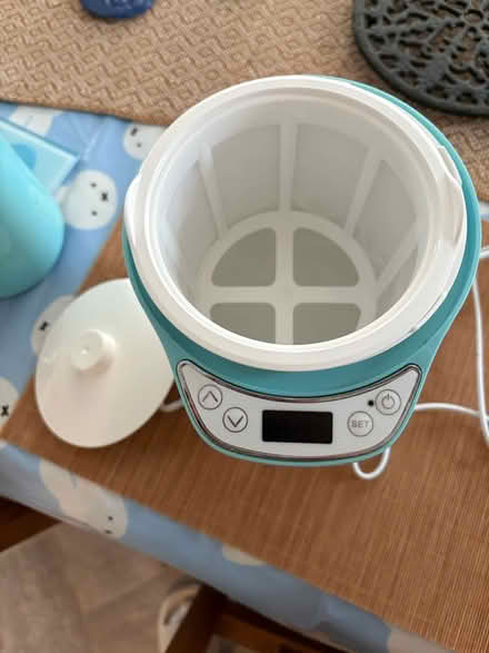 Photo of free lakeland yoghurt maker (pollokshaws) #2