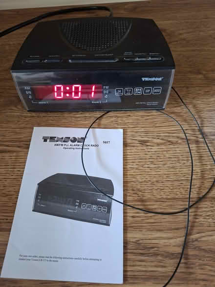 Photo of free Texson Mains Radio Alarm Clock (Mickleover DE3) #1