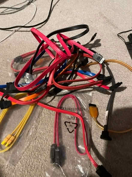 Photo of free Sata cables and computer fans (BN3) #1