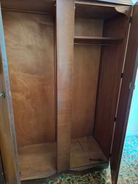 Photo of free Very Old Bedroom Furniture (Skegby NG17) #4