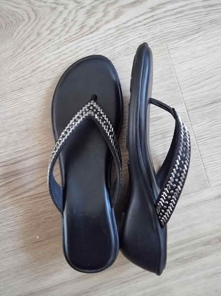Photo of free Girls heeled decorative footwear (Croydon, CR0) #1