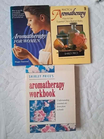 Photo of free Aromatherapy books (HP3 Apsley) #1