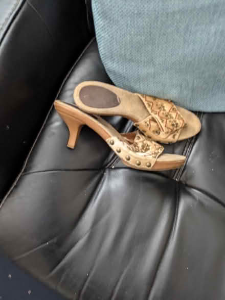 Photo of free Shoes and boots size 6 (Rushall WS4) #1