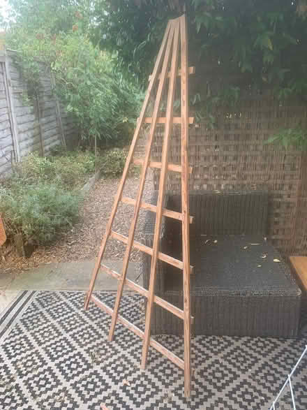 Photo of free Wood frame (Forest Gate) #1