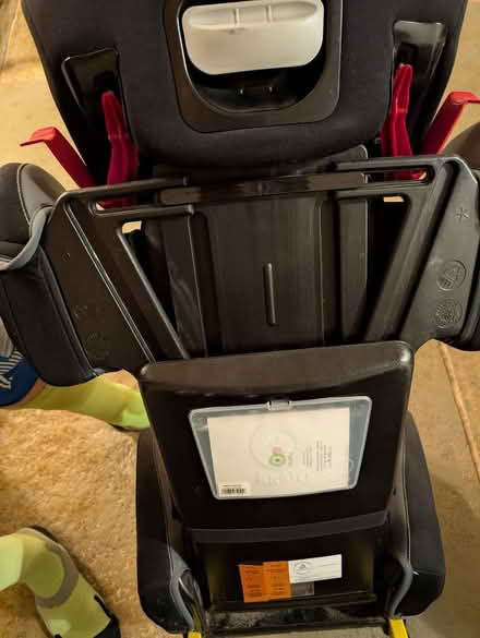 Photo of free Kiddy Stage 2/3 Car seat (HR1) #2