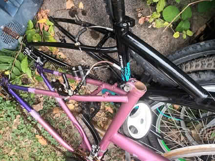 Photo of free 2 x bike frames with parts (Bedmond WD5) #2