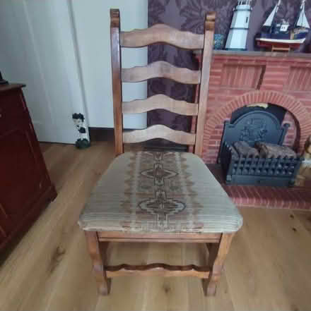 Photo of free 5 Dining Room Chairs (Redhill RH1) #1