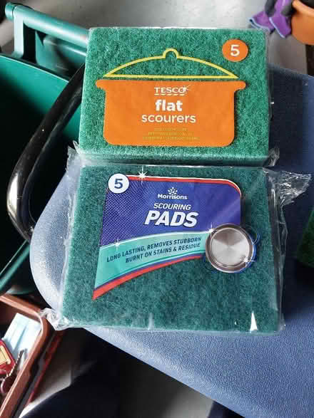 Photo of free Green scouring pads (Bancroft MK13) #1